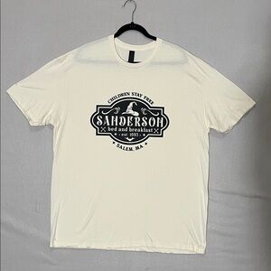 NWOT Sanderson Fall Graphic Tee